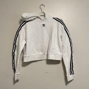 CROPPED ADIDAS HOODIE